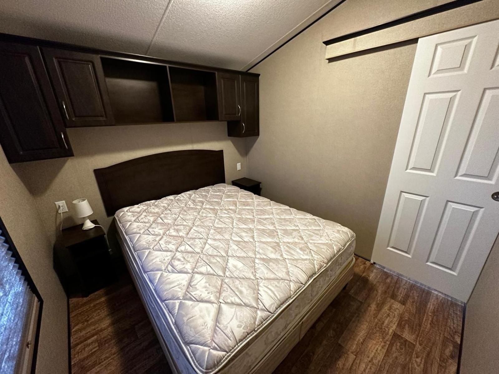 Falcon Cottages Niagara-on-the-Lake ภายนอก รูปภาพ